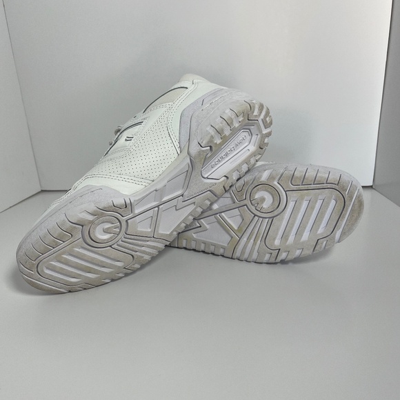 New Balance 550 Triple White sneakers - Picture 4 of 11